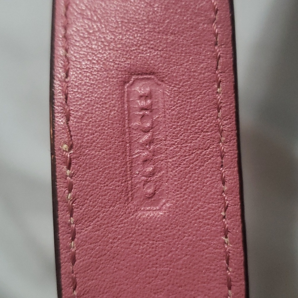 Coach pink lined shoulder bag and wallet set - Picture 9 of 11
